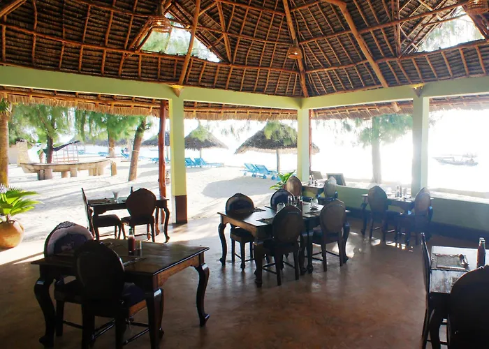 Smiles Beach Hotel